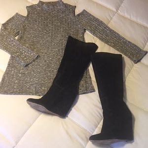 Grey cold shoulder sweater